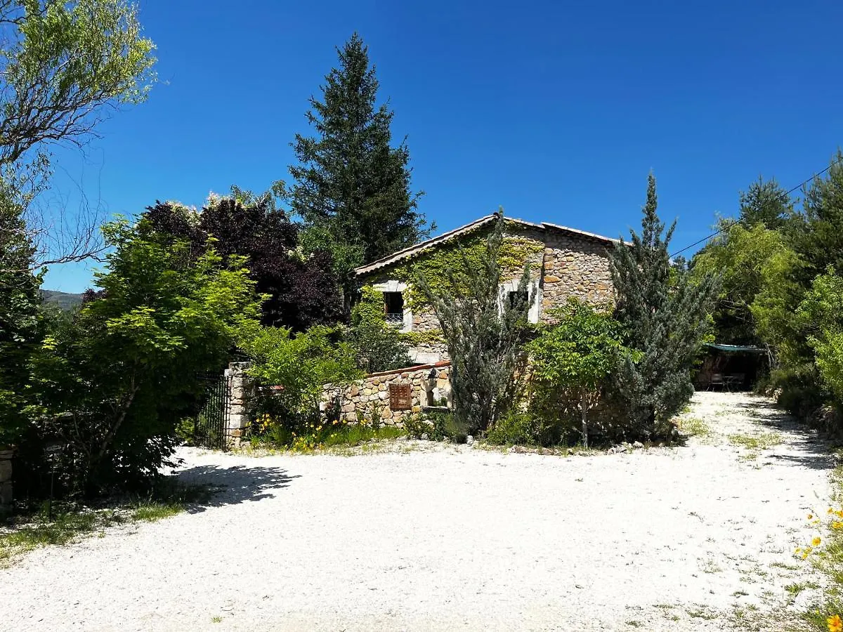 טריגאנס Le Priolat Des Anges Aux Portes Des Gorges Du Verdon